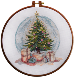 AH-255 Borduurpakket ABRIS ART - Moment before Christmas - Moment voor Kerst