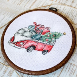 Borduurpakket LETI 965 Christmas Retro Cars/Set van 5