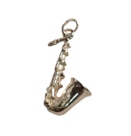 Zilver saxofoon hangertje