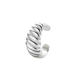 Zilveren earcuff ribbel