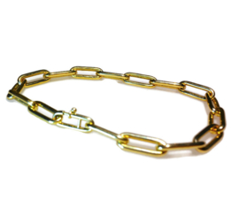 Massief gouden paperclip armband.