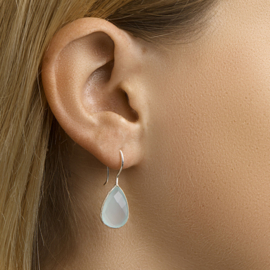 Mooie zilveren oorhangers met groene Chalcedoon