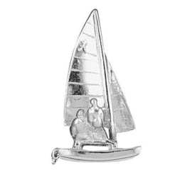 Zilveren catamaran hanger13801