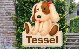 Geboortebord Tessel  -  hond knuffelbeer met strikje naambordje