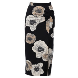 K-design A127 P908  aansluitende travelstof rok met split en grote bloemen print