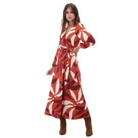 K-design B121 P001 Travelstof maxi crossover jurk me print en riem | FW2025-2026