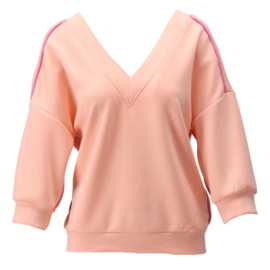 K-design A708 peach nectar sweatstof sweater met roze bies