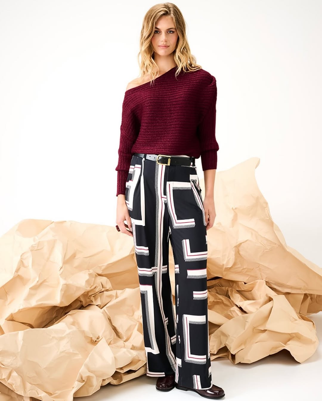 *PRE-ORDER* K-design B332 P050 Travelstof broek met riem | FW2025-2026
