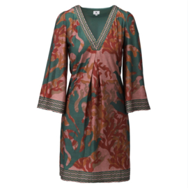 K-design D103 P142 Travelstof Jurk  | Groene Jurk met Koraalprint