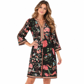 K-design D604 P177 Travelstof Jurk | Zwarte Bloemenprint met V-hals