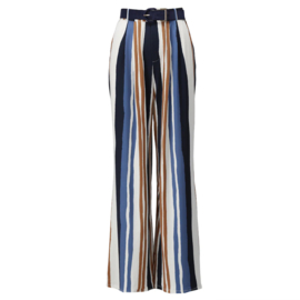 K-design A124 P913 travelstof broek met verticale strepen en riem