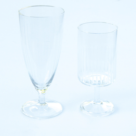 Glas op voet - vintage - set van drie