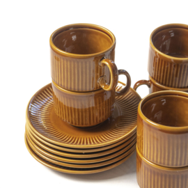 Kop en schotel - Espressokop en schotel - vintage - Pagnossin - set van TWEE( 3 x 2 stuks beschikbaar )