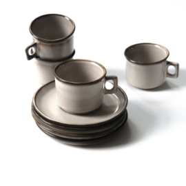 Kop en schotel - Koffiekop - Espressokop  en schotel - vintage - Potterie De Driehoek - Amsterdam - set van TWEE ( 2 x 2 stuks  beschikbaar )