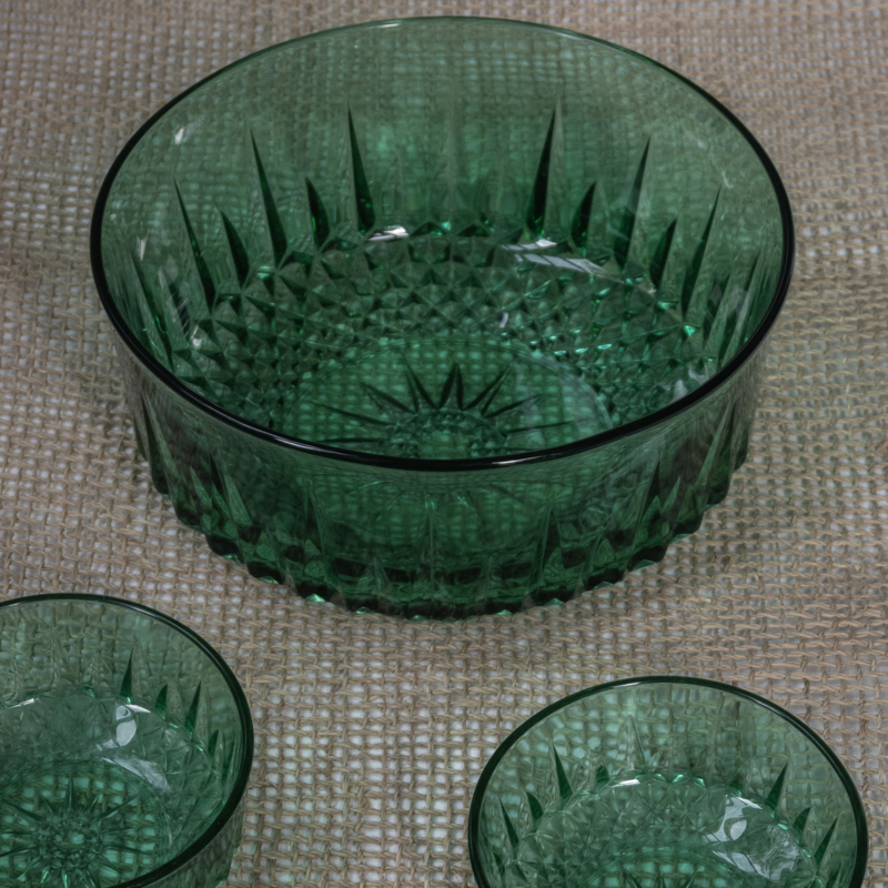 Schaal - Saladeschaal - Serveersschaal - vintage - Smaragdgroen - Inclusief vier kleine schaaltjes - Uit de collectie van Arcoroc - Set van VIJF