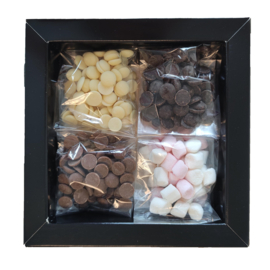 Diverse smeltchocolade voor chocolademelk