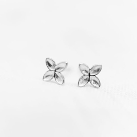 Floret Stud earrings silver - Julia Otilia