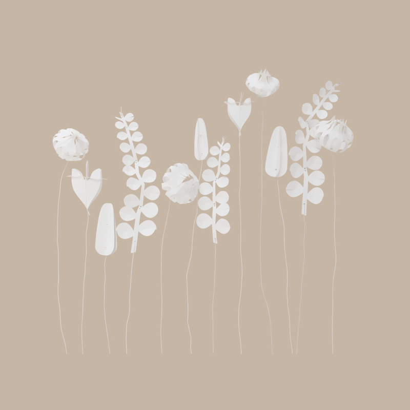 Field Flowers Large White - Jurianne Matter