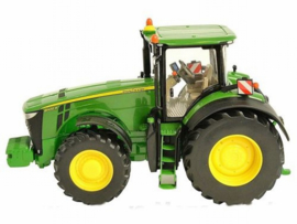 JD 8400R Tractor. BR43174A1 Schaal 1:32