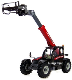 Massey Ferguson 9407 telehandler with clamp Universal Hobbies Scale 1:32