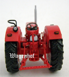 International Harverster 624 tractor Schaal 1:43