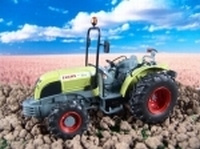 Claas Nectis 257F  Universal Hobbies Schaal 1:32