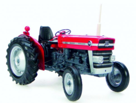 Massey Ferguson 135 tractor.UH2698 schaal 1:16