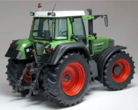 Fendt Favorit 824 Tractor W1002-824 Scale 1:32