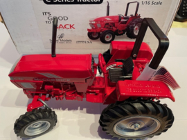 McCormick C70 4WD and ROPS. 2002 Scale Models FB2609. 1-16.