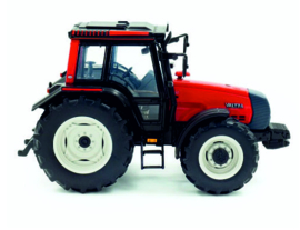 Valtra Hi-Tech 6850 tractor in Red UH6285-Toys-Farm 1:32.