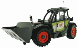 Claas scorpion 7040 with shovel Universal Hobbies Scale 1:32