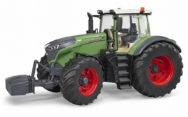 Fendt 1050 Vario. With detachable wheels Bruder BRU04040 Scale 1:16