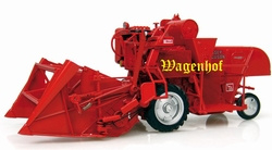 Massey Ferguson 830 Combine Harvester UH2880 Universal Hobbi Scale 1:32