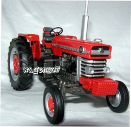 Massey Ferguson 1080-EU (UH4219)  HMT13.   Schaal 1:32