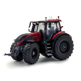 VALTRA Q305 in ROOD Metallic  UH6675 TOYS-FARM LIM ED 500.
