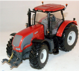 Valtra series S 2009 red Universal Hobbies UH2812U Scale 1:32