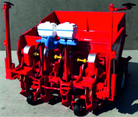 Grimme GL860 4 row potato planter in the hitch ROS601451 1:32.