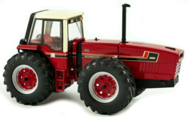 IH3388 Prestige kniktractor.  Collector model. ERTL44119 Schaal 1:32