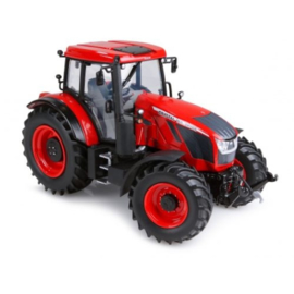 Zetor Crystal 160 tractor UH4951 Universal hobbies Scale 1:32