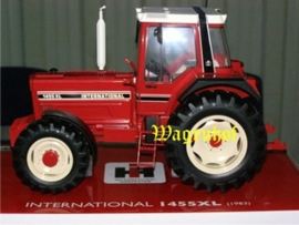 IH 1455XL Tractor. UH4000 .  Universal Hobbies Schaal 1:16