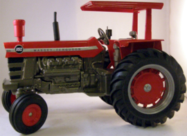 Massey Ferguson 1150 tractor op enkellucht Scale Models FT-0830. 1:16