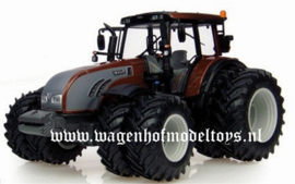 Valtra T 4x4 tractor meth / bru (UH4080) Universal Hobbies Scale 1:32