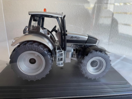 DEUTZ Agrotron 265 in Zilver Edition 2007 SIKU Si4480.