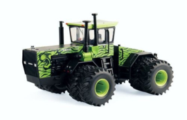 Steiger Tiger tractor. ERTL14950A van Ertl Schaal 1:32