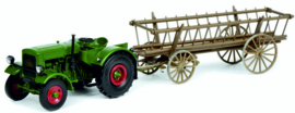 Deutz F3M417 tractor met hooiwagen SC7820. 1 :32