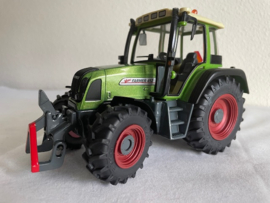 FENDT FARMER 412 VARIO. 30.000ste model. Si412