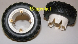 Dual wheels for Fiat 100 and 110-90 Dubbelluchtwielen voor Fiat 100 en 110-90 tractoren - REPD1 Schaal 1:32ractors - REPD1 Scale 1:32