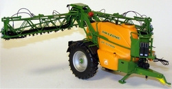 AMAZONE UX 5200 trailed sprayer Universal Hobbies Scale 1:32