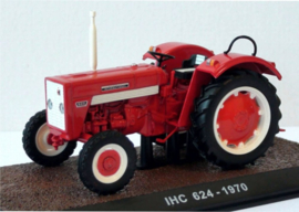 IHC 624 tractor from 1970. Atlas - 7517028. Scale 1:32