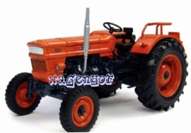 Fiat 750 tractor UH4056 Universal Hobbies Scale 1:32